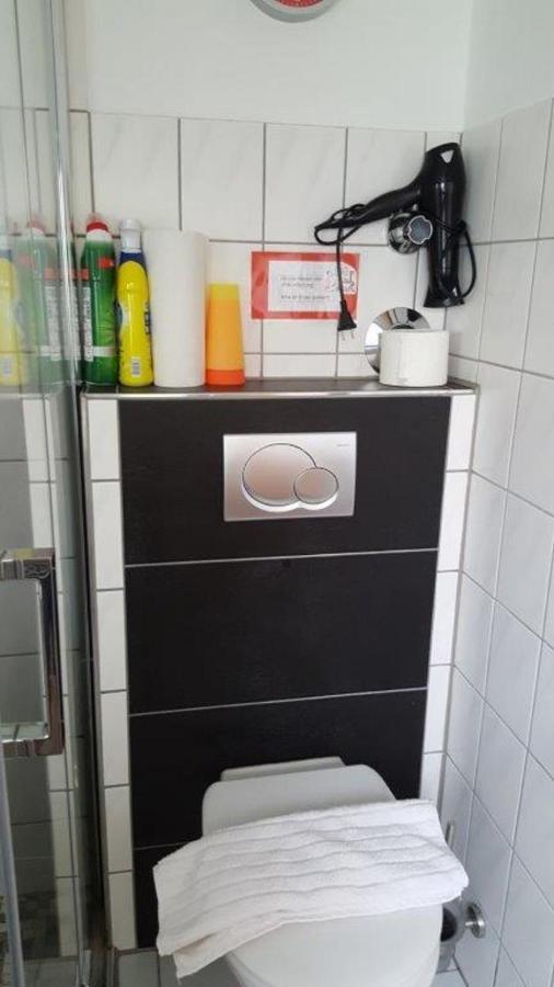 Schneider *